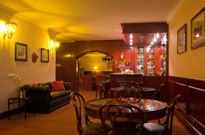 Hotel Chateau Campos do Jordao Ngoại thất bức ảnh