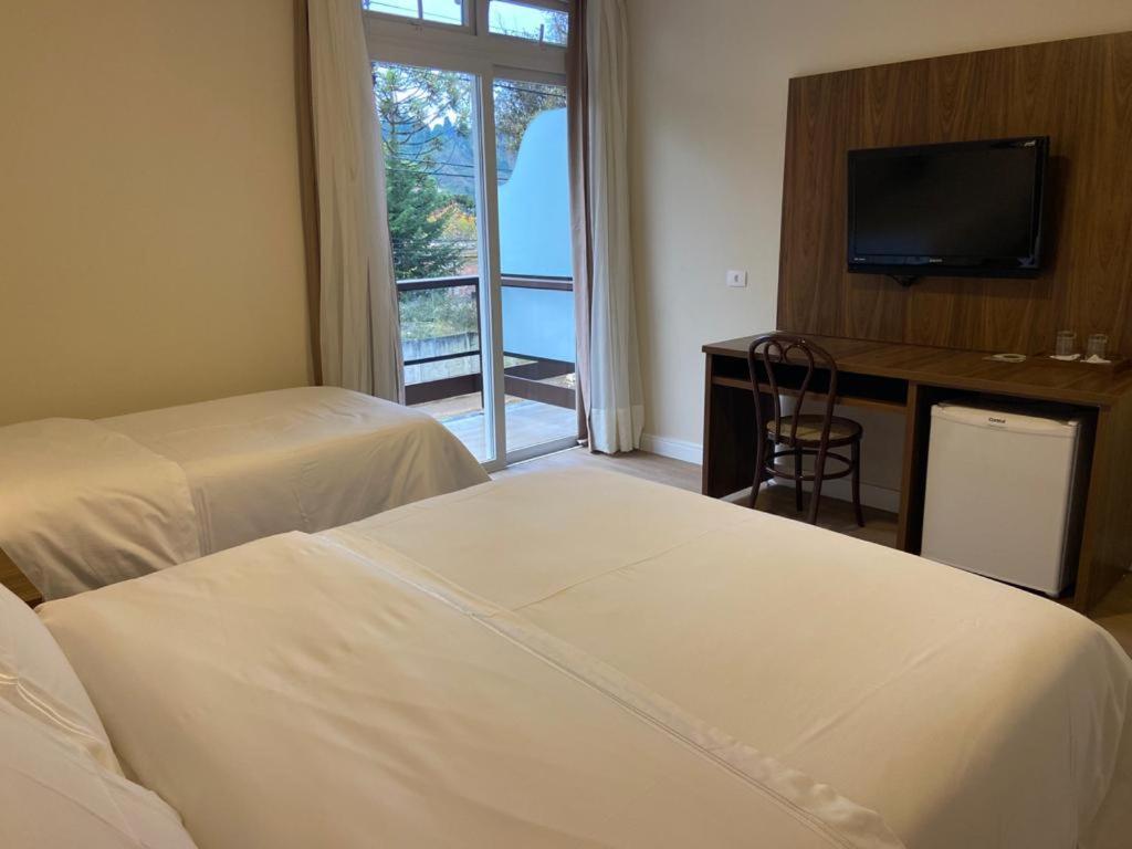 Hotel Chateau Campos do Jordao Ngoại thất bức ảnh